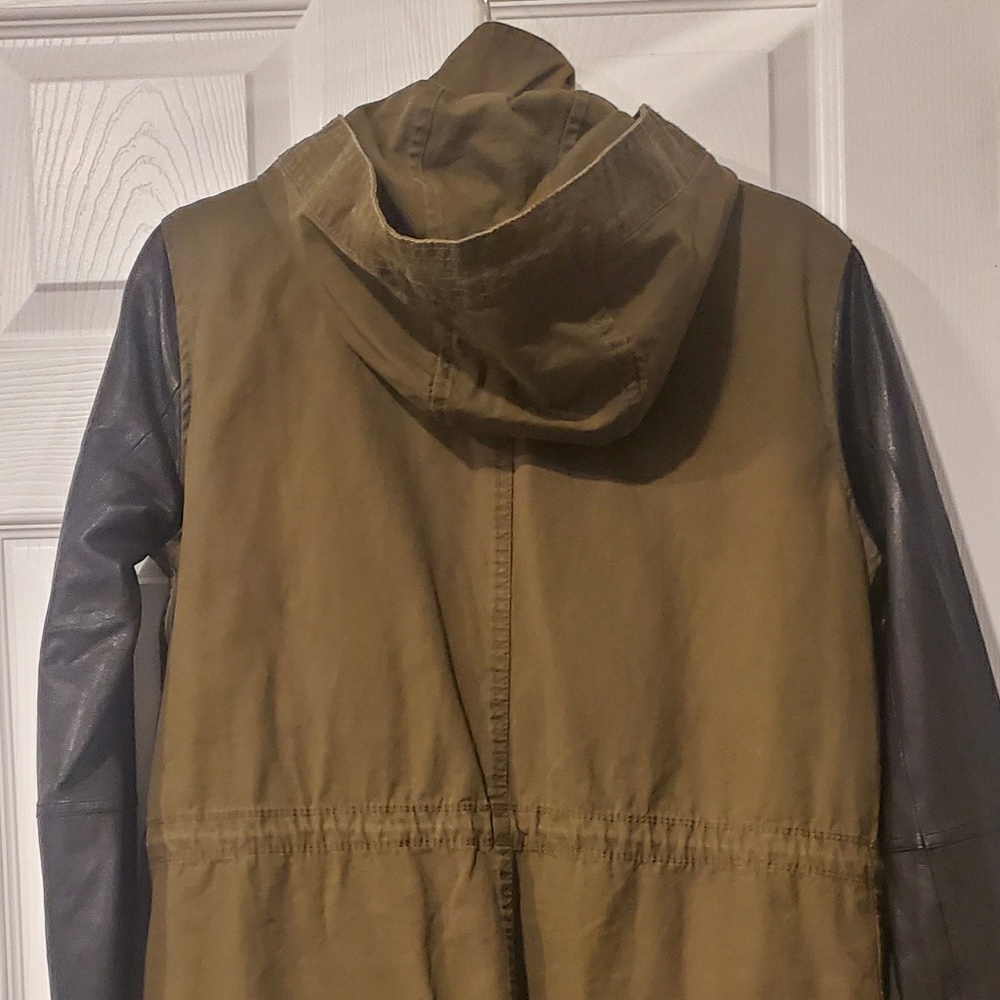 Mango Parka - Picture 6 of 10